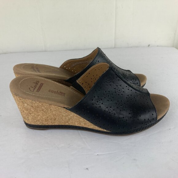 Clarks Collection Womens sz 10 Black Leather Wedge Heel Slip On Comfort Sandals - Picture 3 of 7